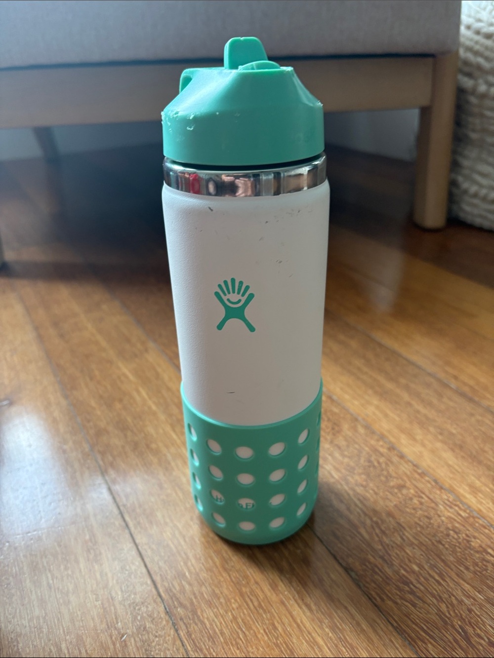 Hydro flask water bottle used